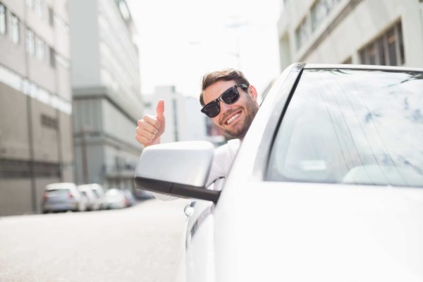 Fahrschüler im Fahrschulauto der Fahrschule Urs Böller